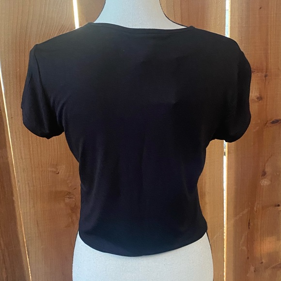 Forever 21 semi sheer crop top short sleeves - Picture 3 of 6